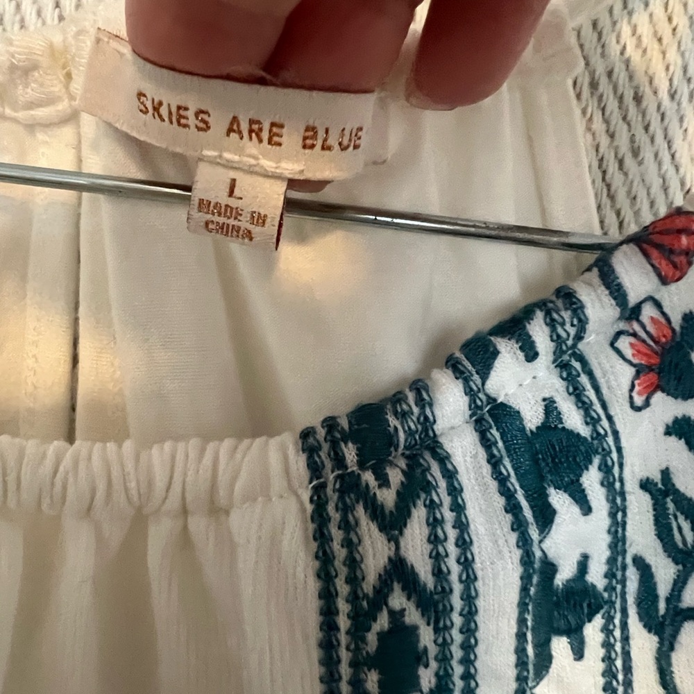 Skies Are Blue Ivory and Teal Embroidered Blouse
